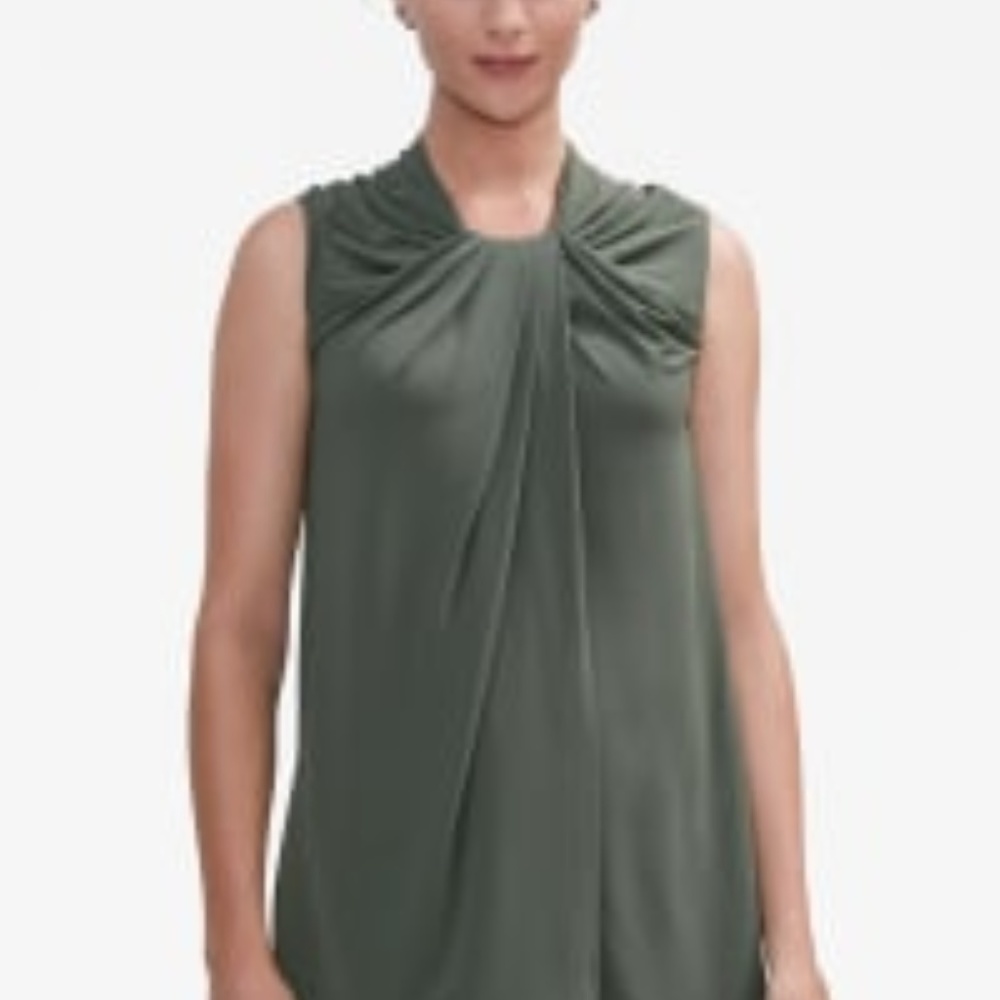 The Bancroft Top in Tarragon - Picture 2 of 3
